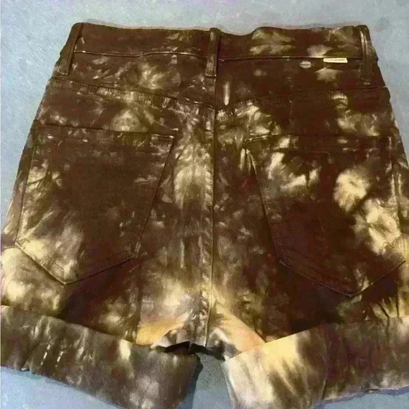 MOTHER Denim - Mother Super Swooner Black Tie Dye Shorts Jeans Winding Paths Size 27 beach